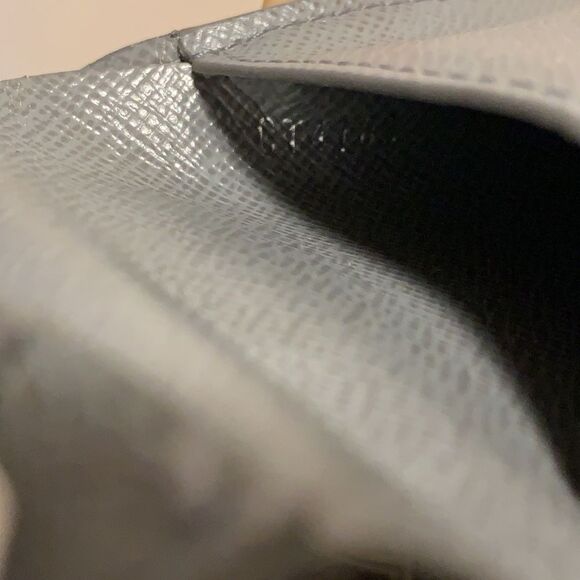 Men’s Louis Vuitton Limited Edition Wallet - Picture 7 of 12